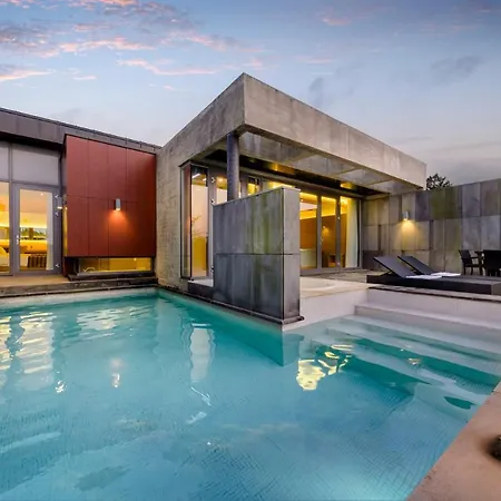 Stanford Hotel & Resort Jeju Exterior photo